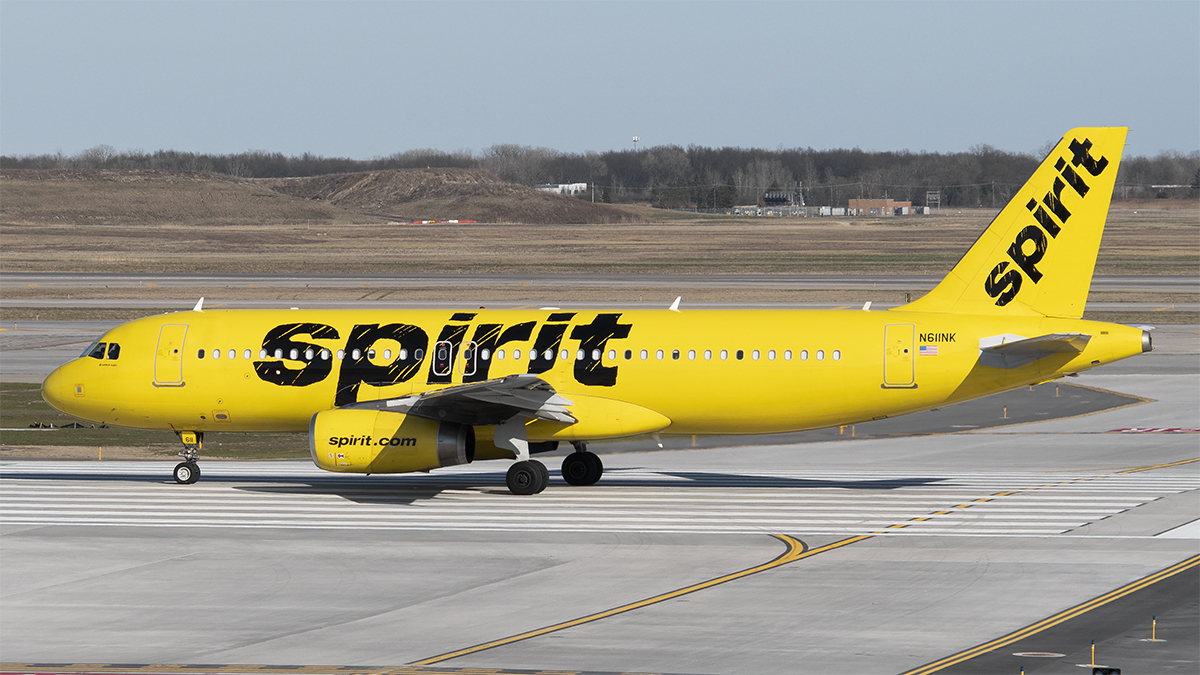 Full size: Spirit Airlines Airbus A320 N611NK at Detroit Metro Wayne County Airport